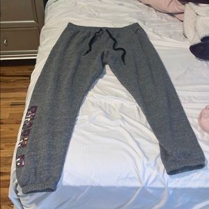 sweatpants,comfy barely worn.